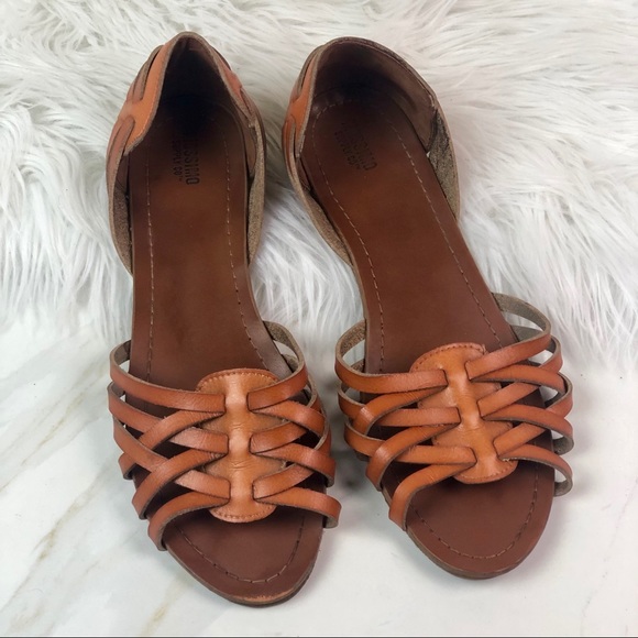 Mossimo Supply Co. Shoes - 🔥4 for 25 Mossimo Brown Peep Toe Sandals